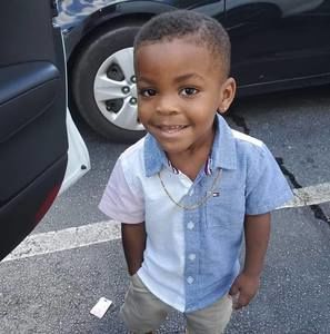 Meet your Posher, Nakia